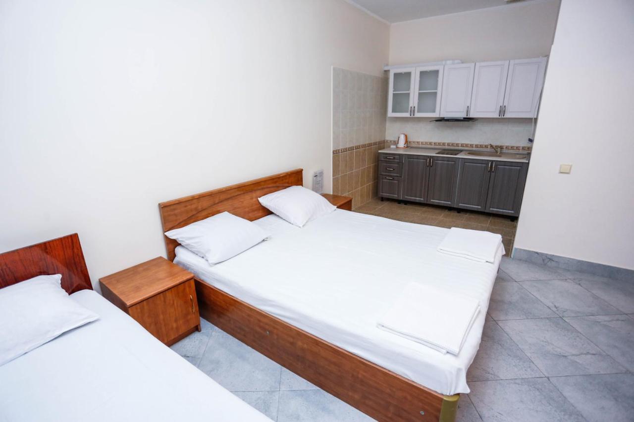 Hotel Sabina Gagra Bagian luar foto