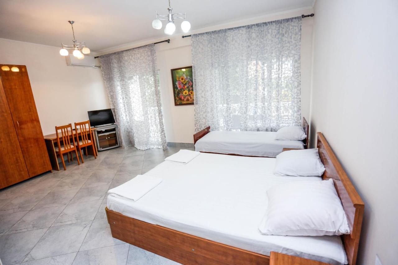 Hotel Sabina Gagra Bagian luar foto