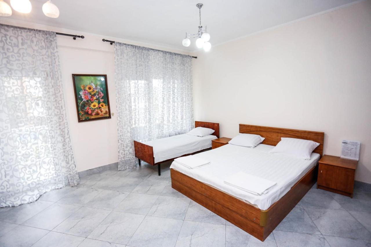 Hotel Sabina Gagra Bagian luar foto