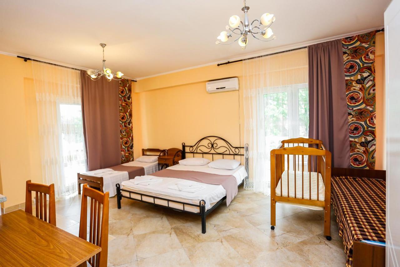 Hotel Sabina Gagra Bagian luar foto