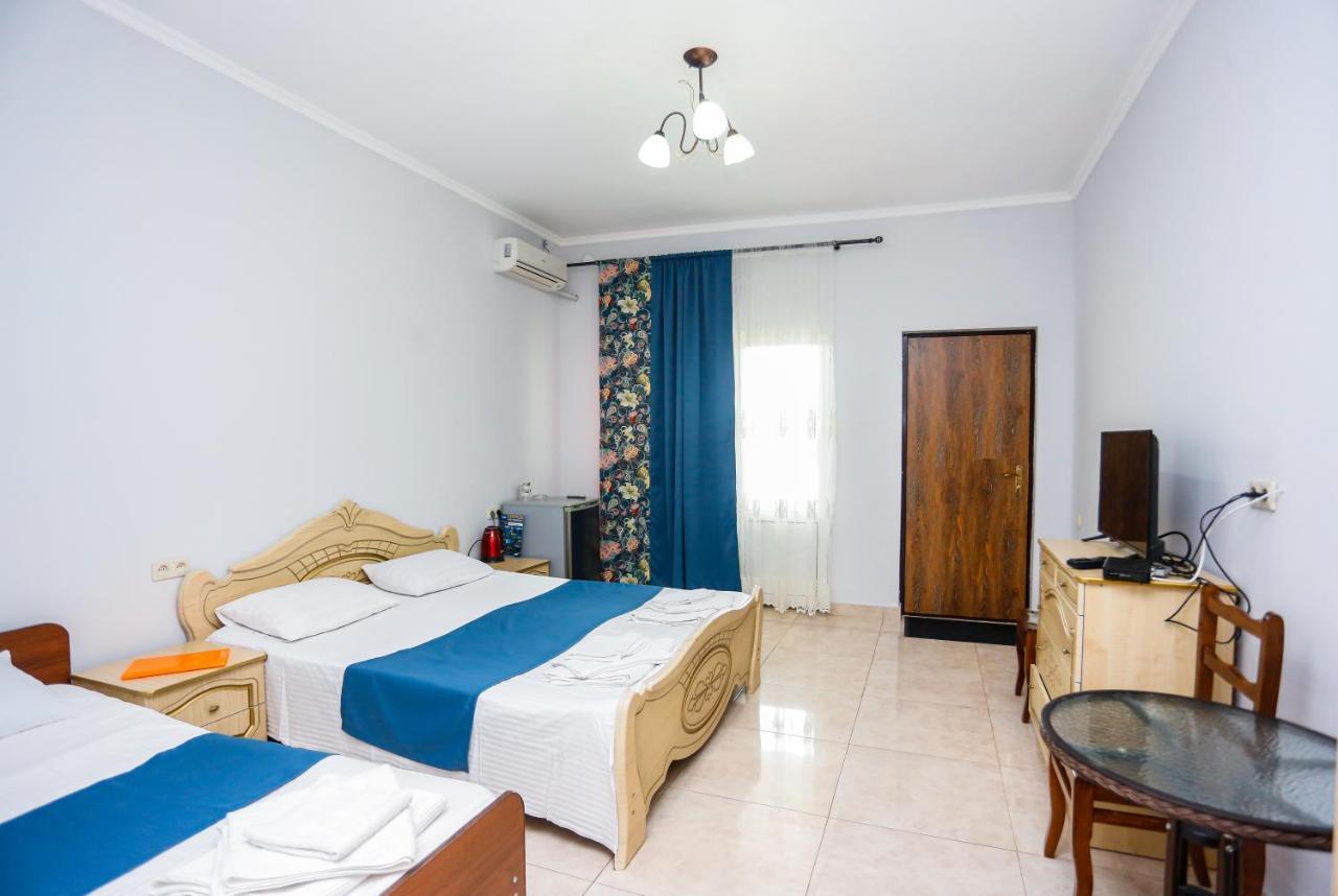 Hotel Sabina Gagra Bagian luar foto