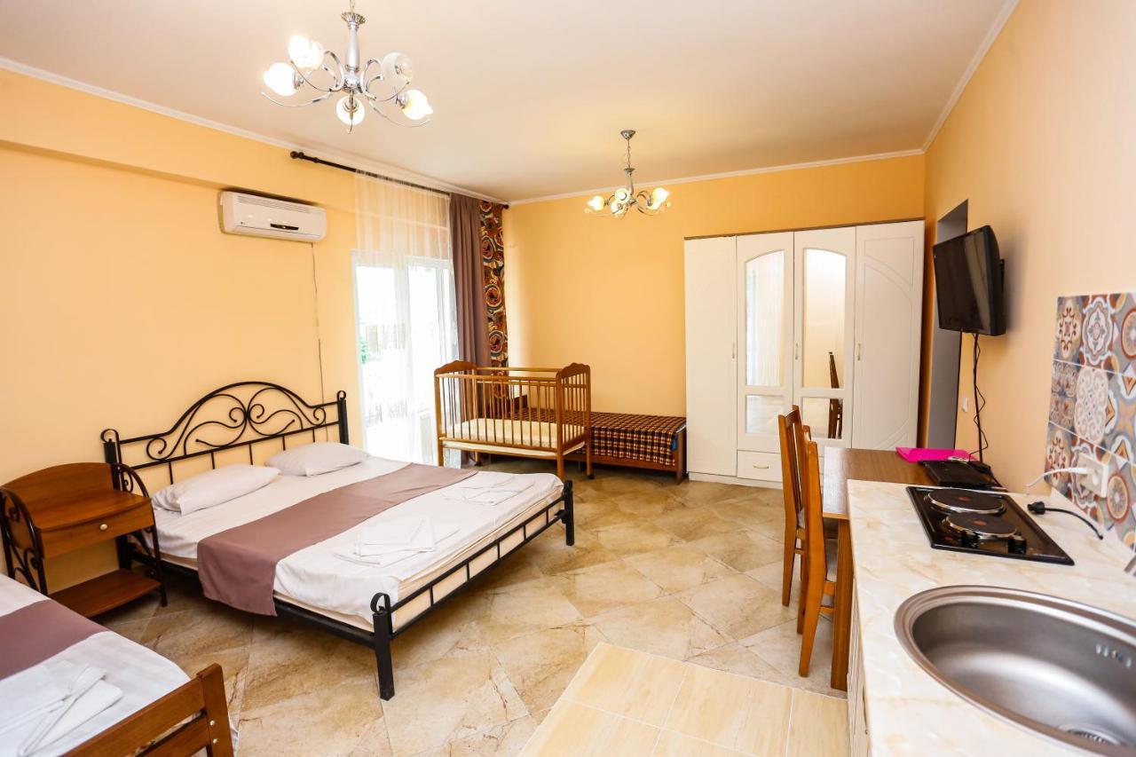 Hotel Sabina Gagra Bagian luar foto