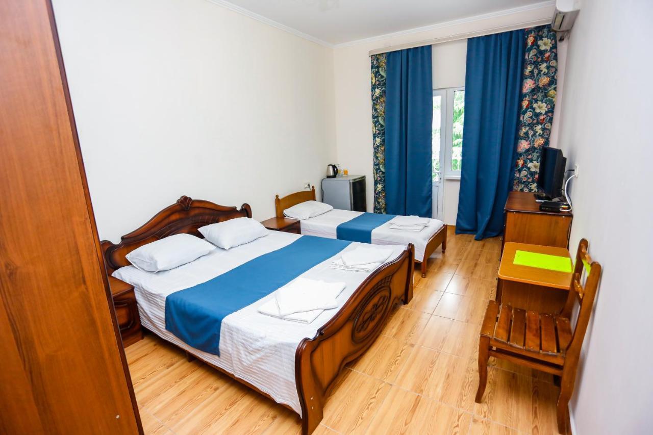 Hotel Sabina Gagra Bagian luar foto